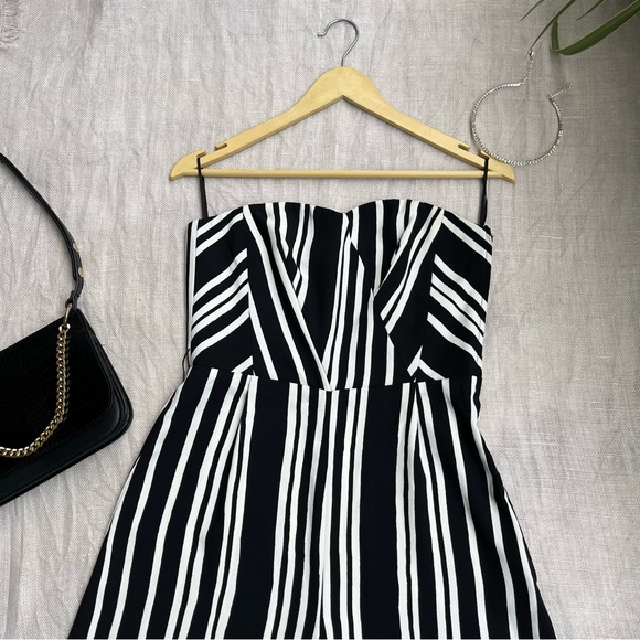 SOLD ❌ Black White Striped Strapless Jumpsuit - Picture 5 of 13